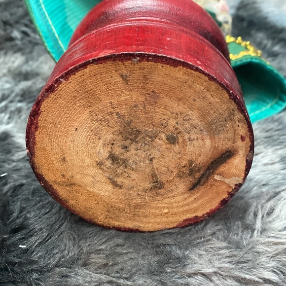 VTG Infant Of Prague Santo Nino Doll Statue on Wood Carved Base - Picture 10 of 16